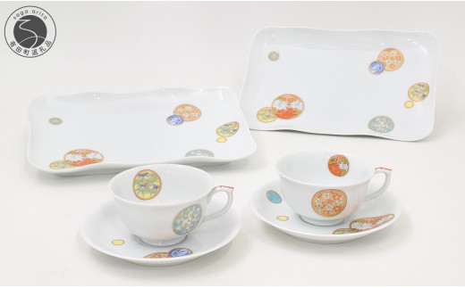 有田焼 寿赤絵 ティーセット【深川製磁】食器 器 うつわ 皿 角皿 デザート皿 プレート メインプレート ティーカップ カップ＆ソーサー 食器セット 縁起物 贈り物 ギフト aa050