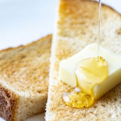 ふるさと納税 大仙市 秋田県産 アカシヤ蜂蜜 180g×2個 |  | 02