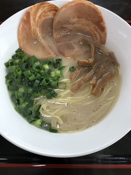 
本格生ラーメン2種（とんこつ、しょうゆ）満腹セット（麺130g×20食、とんこつスープ×10袋、しょうゆスープ×10袋）豚骨ラーメン 醤油ラーメン インスタントラーメン ギフト 詰め合わせ
