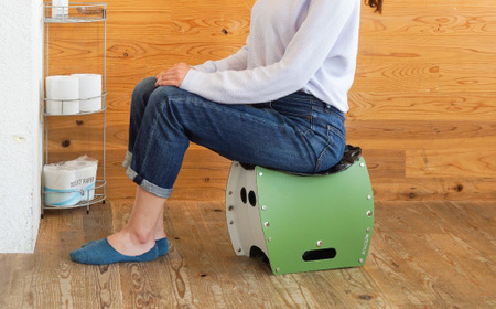 耐荷重100kg！ 折りたたみ椅子 アウトドア コンパクト 簡易トイレ 軽量 キャンプ 屋外 子供 パタット 折りたたみイスPATATTO250+ オリーブ ～シリーズ累計88万個！アウトドアで活躍！