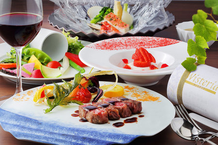 【鬼怒川温泉あさや】ペア宿泊券（秀峰館最上階和洋室「雅」 個室料亭で会席料理）｜日光市 ホテル 観光 旅行 旅行券 宿泊 宿泊券 チケット 夏休み 紅葉  [0017]