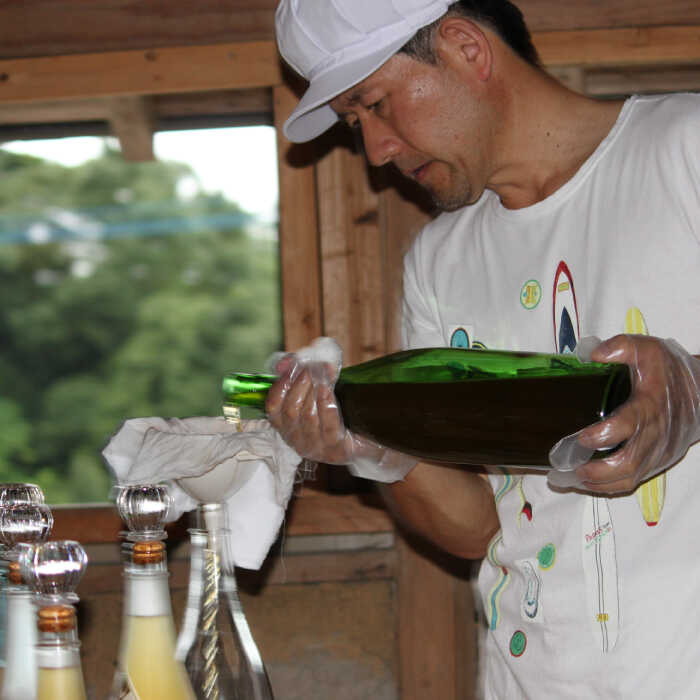 【業界誌（料理通信）お宝食材コンテスト ベスト20選出】天然 酵母 柿酢 200ml 1本 + 300ml 1本 / 6年熟成  南島原市 / 中邨 [SAG001]_イメージ5