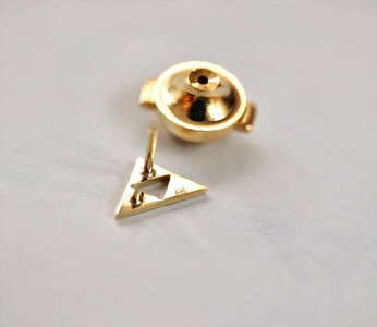 小田原北條　三つ鱗ピンバッジ【 ジュエリー アクセサリー 神奈川県 小田原市 アクセサリー】