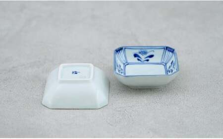 A30-330 皓洋窯 有田焼 隅切小皿絵変わり5点セット