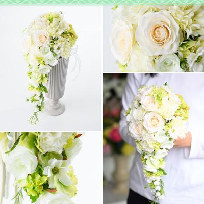 ふるさと納税 肝付町 ホワイトとグリーンのキャスケードブーケ(ブートニアにも使える小花付き)　D67001 |  | 02