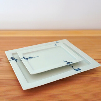 金善製陶所 リム長角プレート 梅香紋 2種・2枚 有田焼 食器 器 うつわ プレート A25-459_イメージ2