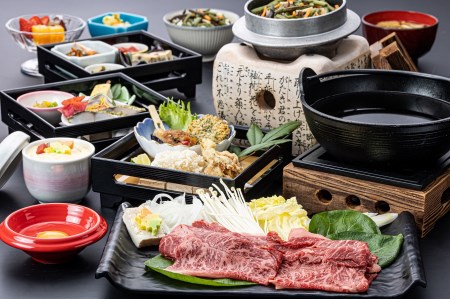 新見千屋温泉いぶきの里 1泊2食付きペア宿泊券（特選千屋牛すき焼き会席）