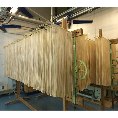 ふるさと納税 福崎町 もちむぎ乾麺(10人前)麺つゆ付き |  | 03