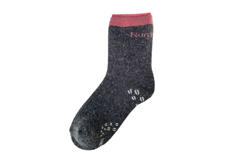 RunNext アンゴラ入り あったか ソックス チャコール ／RunNext 防寒 保温 ウォーキング スキー ツーリング 靴下 あったかソックス 滑り止め 冬 あったかい 暖かい ふかふか 起毛 
