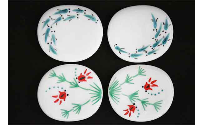 【ふるさと納税】金魚とめだかの箸置き (楕円) やきもの工房こすず A12-197