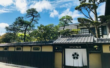 旅館いち川 ご宿泊券（1泊2食付）1名様分 / 恵那市 / 旅館いち川 [AUDC008]