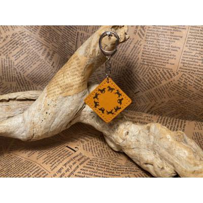 ふるさと納税 栗東市 馬九いくキーホルダー