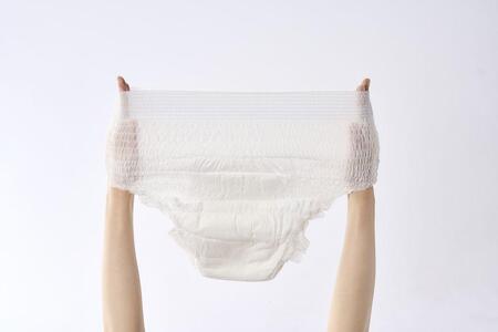 【24枚入り×4パック】大人用おむつ リフィール　快適下着　薄型パンツ　ＳＳサイズ　２４枚入 NAD-SS24-4