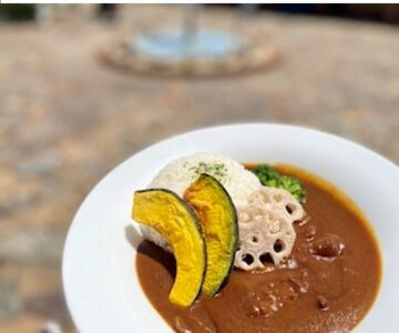 志摩地中海村「カフェアミーゴ」ペアランチ券／伊勢志摩 伊勢 志摩 三重 ﾗﾝﾁ ｶﾌｪ 食事 ﾍﾟｱ ﾁｹｯﾄ ﾗﾝﾁ券 食事券 日帰り 食べる ｲｾ ｼﾏ 地中海 昼食 人気 ﾗﾝﾁ ﾁｹｯﾄ 食事