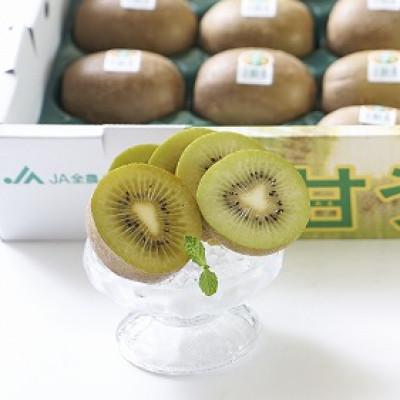 ふるさと納税 岡垣町 福岡産ブランドキウイ・甘うぃ24-33玉箱(約3kg)(岡垣町) |  | 02