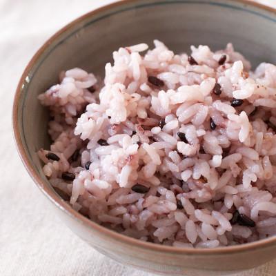 ふるさと納税 深川市 北の黒米(きたのむらさき)300g×4ケ【北海道深川市で誕生(※)した品種/白米に混ぜて炊飯】 |  | 03