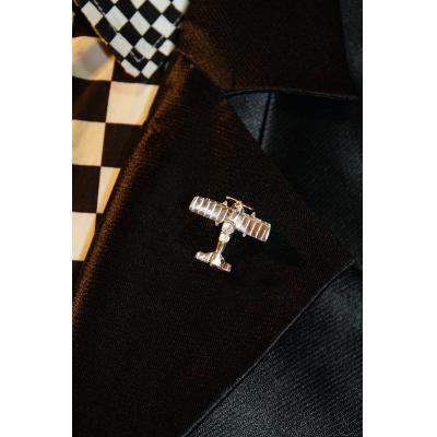 ふるさと納税 甲府市 飛行機ブレゲー14型。シルバー製のピンブローチ・アクセサリー |  | 02