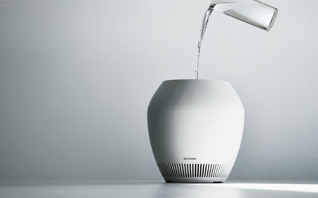 
                  BALMUDA Rain 加湿器 バルミューダ 家電 電化製品 気化式 クラシック モダン エレガント 湿度 空気 生活空間 オシャレ
                