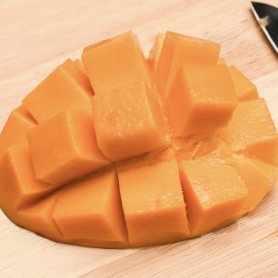 【2026年9月から順次発送・家庭用】山城フルーツ園の幻キーツマンゴー1.5kg(2～3玉)【配送不可地域：離島】