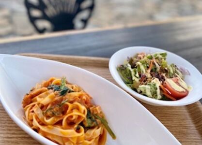 志摩地中海村「カフェアミーゴ」ペアランチ券／伊勢志摩 伊勢 志摩 三重 ﾗﾝﾁ ｶﾌｪ 食事 ﾍﾟｱ ﾁｹｯﾄ ﾗﾝﾁ券 食事券 日帰り 食べる ｲｾ ｼﾏ 地中海 昼食 人気 ﾗﾝﾁ ﾁｹｯﾄ 食事