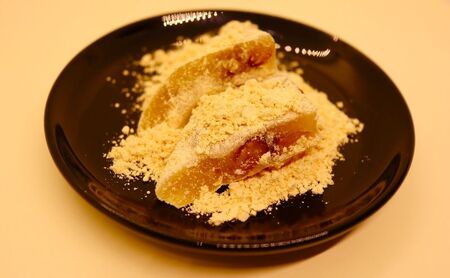 和菓子 九十九餅 8個セット(16枚入り) お菓子 おかし おやつ スイーツ お茶菓子 もち きな粉 お取り寄せ お土産 冷蔵 東京 目白 志むら 