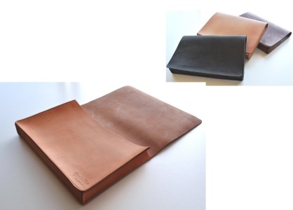 レザーＡ４収納クラッチ（黒・茶・ナチュラル）350×230×50mm 黒