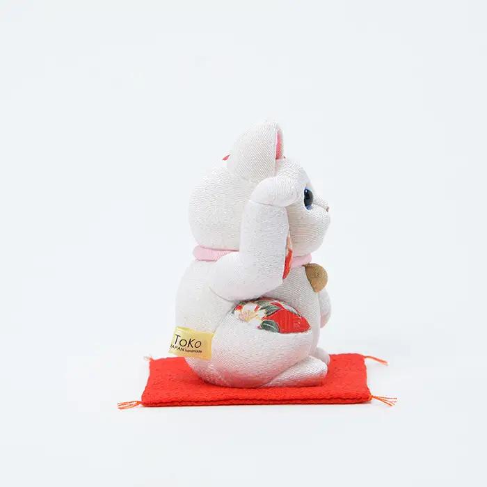 木目込人形（招き猫・風水（中）白） | まねきねこ 猫 飾り物 人形 置物 ちりめん 伝統工芸 縁起 開運招福 千客万来 商売繁盛 金運 インテリア プレゼント 雑貨 可愛い 柿沼東光 クールジャパン