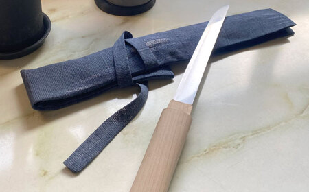 【名入れ対応】お守り小刀(刀鍛冶 茂範 作)｜小刀 高級 刀 日本製 国産 ナイフ ギフト 贈答 お祝い プレゼント お守り 贈り物 【梅林刀剣鍛錬所】[BDBA002]