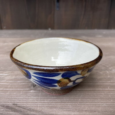 【ふるさと納税】やちむん 唐草紋様 茶碗 マカイ(染付)青【1506538】