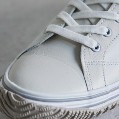 ふるさと納税 府中市 【SPINGLE(スピングル)】 SP-442 Ivory L(26.5cm) スニーカー 靴 |  | 01