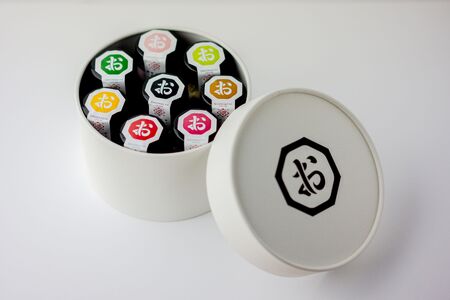 調味料 しお八 調味塩ミニ8本セット ギフトBOX入り 塩 食べ比べ ご挨拶 お祝い ギフト_0103-001-se7