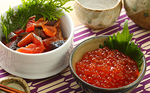 オホーツク枝幸産［天然秋鮭］鮭とばカット800g（80g×10）・北海道産 いくら醤油漬け640g（80g×8）セット 永光水産 【 いくら イクラ 海鮮 海産物 魚介 魚卵 応援 支援 冷凍 ギフト おつまみ 自宅用 肴 北海道 オホーツク 枝幸 】