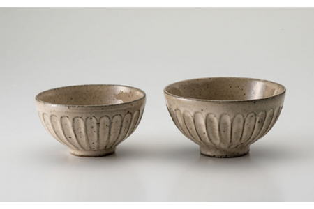 【美濃焼】鎬 ごはん茶碗S・Lセット ココア【藤山窯】【TOKI MINOYAKI返礼品】≪土岐市≫ マルチボウル 食器 茶碗 お茶碗 ご飯茶碗 夫婦茶碗 ペア セット 大 小 和食 シンプル  [M
