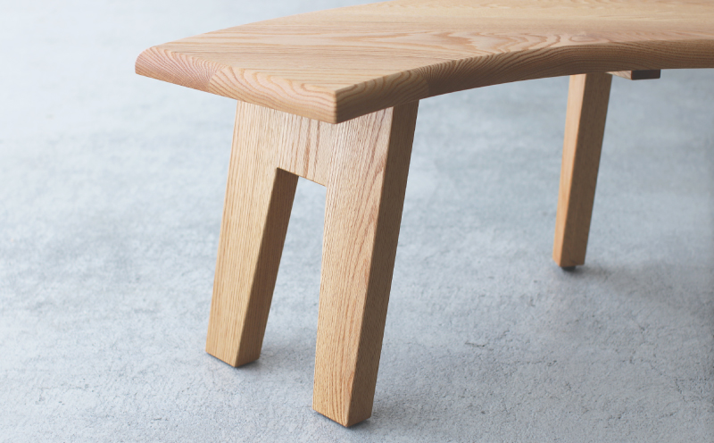 ベンチ 木製 ラウンドベンチ オーク材 ダイニング チェア 背もたれ 無し 丸テーブル 椅子 無垢 秋山木工 秋山木工株式会社 家具 インテリア 静岡県 藤枝市 