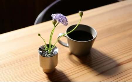 【高岡銅器】塔音 鈴花・鈴棒セット Gold 空穏KUON 花器 おりん 民芸品 工芸品 伝統技術 インテリア おりん  FAD-0659