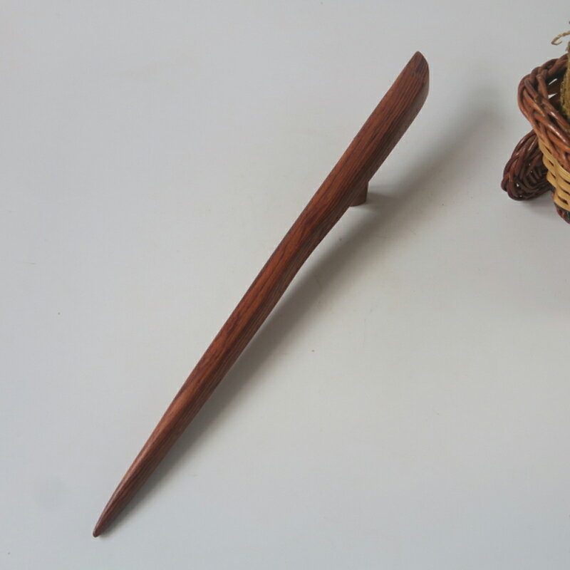 【ふるさと納税】木製かんざし リーフ型 ロングタイプ 選べる 素材 紫檀 黒檀 タガヤサン ローズウッド 木製 かんざし 緩みにくい 塗装不使用 固定型 飾り用 経年変化 耐久性 髪飾り 和風アクセサリー ヘアアクセ ヘアアクセサリー 愛知県 小牧市 送料無料