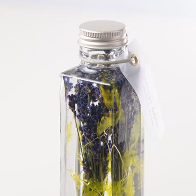 ふるさと納税 富良野市 【ギフト】富良野のお花 ハーバリウムボトル〈高さ約17cm〉 2本セット(ラベンダー、赤ピンク) |  | 01