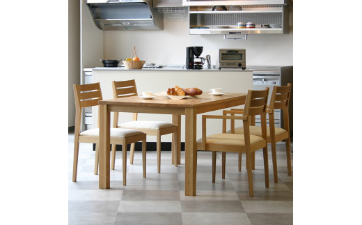 ダイニングテーブル　HOLZ-ho 140×85×72 cm　ホワイトオーク　WAプラス　大川市