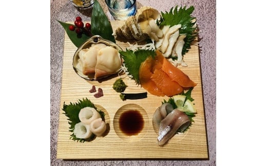 
            ワンプレート角皿【小】（R4-Ⅱ35）
          