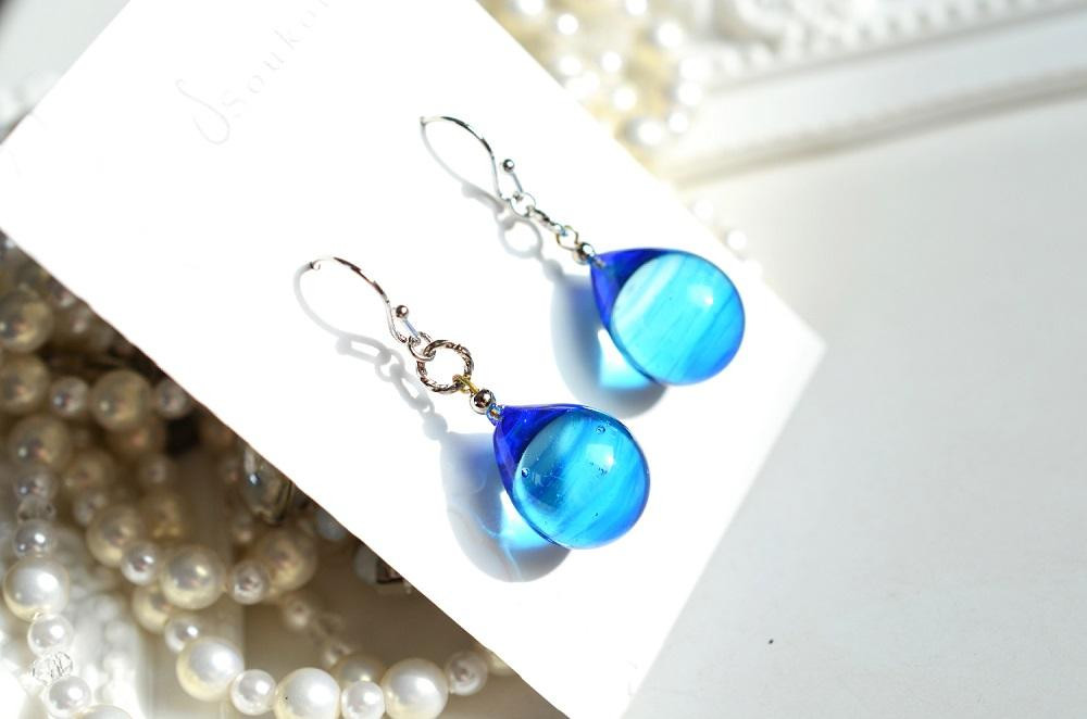 
                  【Soukore】ガラス・ミステリアスブルーピアス
                