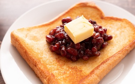 【国内産】ゆであずき 缶詰  160g×8缶 セット 【 無添加 無着色 ギフト 贈答 贈り物 備蓄 防災 食料 長期保存 非常食 国産 岩手 陸前高田 】 和尚印