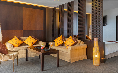 【サイプレスリゾート久米島】アンバサダースイートルーム 1泊朝食付きペア宿泊券 ホテル リゾート 沖縄 久米島 オーシャンビュー サンセット ビーチ 自然 客室 レストラン プール 大浴場 観光 アク