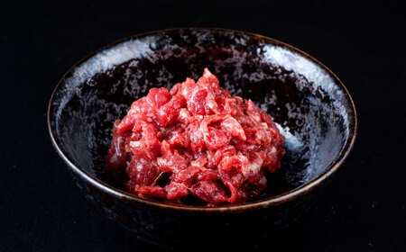 【全3回定期便】馬肉 さくらユッケ 50g×5パック 計250g お肉 桜ユッケ 赤身 生食 小分け 冷凍【五右衛門フーズ熊本店】[AYBV028]
