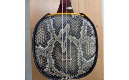 「三線工房ダイキ」チュン材赤塗り　蛇皮二重張り三線セット｜三線 沖縄 楽器 音楽 日本 セット 三線工房 沖縄三線 おきなわ 送料無料 豊見城市(CU004)