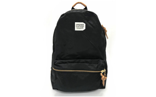 ＜ R8年熊本地震復興支援 ＞FREDRIK PACKERS 420D DAY PACK（BLACK） バッグ