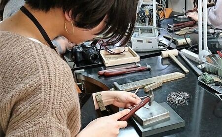 彫金 シルバー 槌目リング 制作 体験 コース 2名 FABBRICA OSAWA ／ 体験チケット