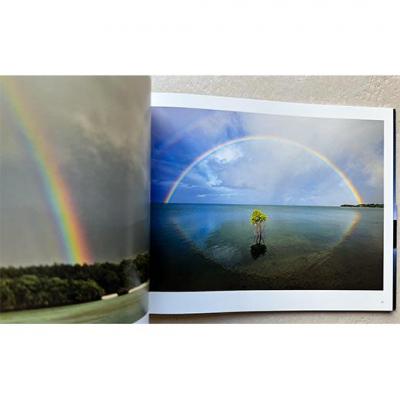 ふるさと納税 石垣市 石垣島の写真集「ishigaki is.」と石垣島ポストカードセット |  | 01