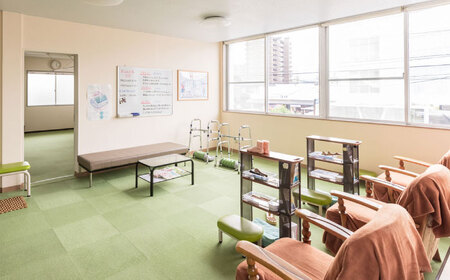 長年の経験と実績を誇る 健康工房の若石足もみ指導 1回券 （60分） チケット 多治見市 / 健康工房多治見[TFW001]