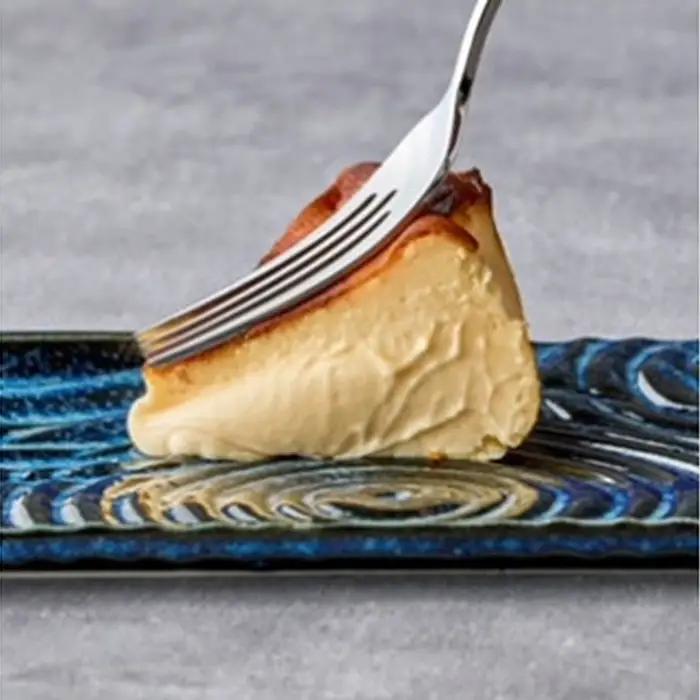 『隠れ家シェフ手作り』とろけるなめらか食感 Flavor Cake三種セット | スイーツ 洋菓子 濃厚 バスク風チーズケーキ 彩たまご 宇治抹茶 ほうじ茶 老舗製茶問屋 山政小山園 化学調味料 保存