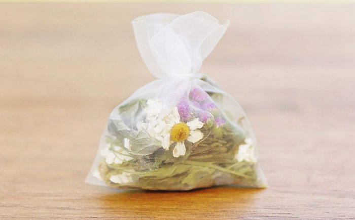 【全4回定期便】壱岐島の四季折々の恵み「旬摘みフラワーティー」アソート6パック《壱岐市》【Island Kiss Innocent】 [JGJ004]